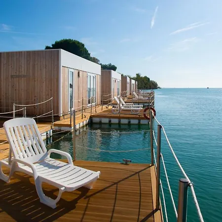Marina Uno Floating Lignano Sabbiadoro